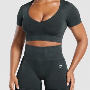 GYMSHARK Gains Seamless Washed Crop Top